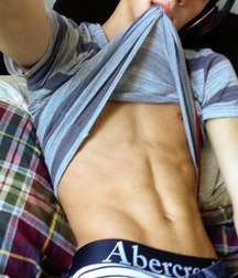 Only Cute Boys 58d2a7171fbe6.jpg