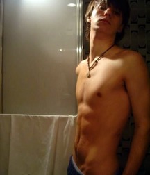 Only Cute Boys 58d2a747a66b2.jpg