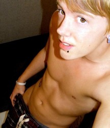 Only Cute Boys 58d2a752801c4.jpg