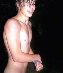 Only Cute Boys 58d2a758bacad.jpg