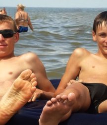 Boys shirtless 58da6ba1066d4.jpg