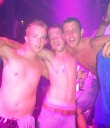 Boys shirtless 58da6bd8421a0.jpg