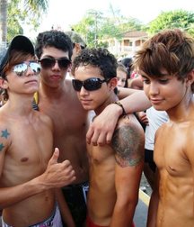 Boys Again 58da7a7f62b6b.jpg