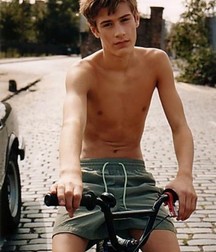 Boys are Boys 58de92ceaae3e.jpg