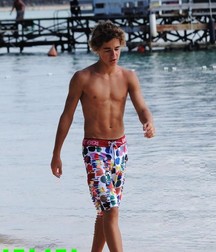 Boys are Boys 58de92d2b9bf8.jpg