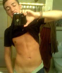 Boys No Top 2 58e109cbac086.jpg