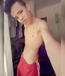 Boys No Top 2 58e109e0d5d49.jpg