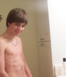 Boys are cute 58e7f3c577129.jpg