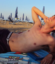 Boys are cute 58e7f3ce4c54c.jpg