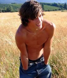 Boys are Cute 2 58e7f4c2b6d3f.jpg