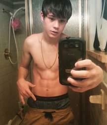 Boys Teen  58ebee6cb71bc.jpg