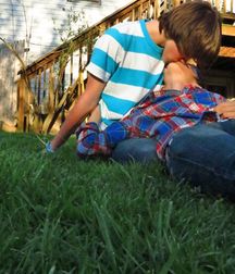 Boys kissing 58ee5e91db9c6.jpg