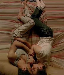 Boys kissing 58ee5ea40d114.jpg