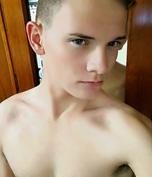 Boys cute 4 58ee6797053e0.jpg