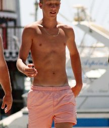 Boys Only Boys 59231c744e43b.jpg