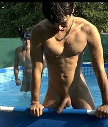 Boy Aston Twins 5935aaa40e2c6.jpg
