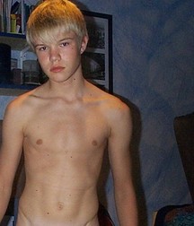 Boys are cute 593c12e4df605.jpg