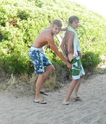 Boys are cute 593c132006173.jpg
