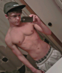 Boys are cute 2 593c2aceca378.jpg