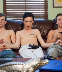 Boys Wow 2 593c40b5b439b.jpg