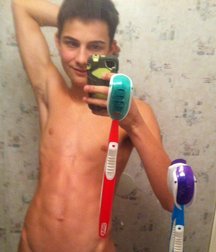 Boys + Bpys 594695102c07c.jpg