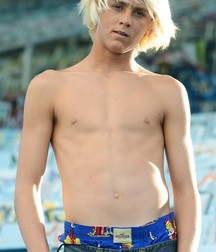 Boys we like 3 59540f6dce3ef.jpg