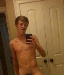 Boys Cute + Nudity 5970cd7451e2a.jpg