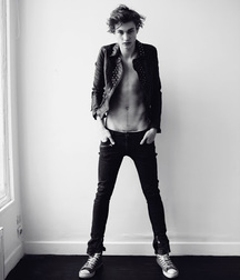 Boys Cute + Nudity 5970cd7cd480e.jpg