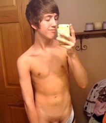 Boys Cute + Nudity 5970cd8828609.jpg
