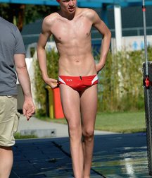Boys Diving 597a19485984c.jpg