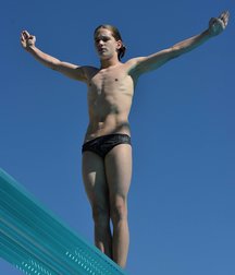 Boys Diving 597a196381385.jpg