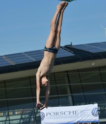 Boys Diving 597a199233a9c.jpg