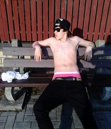 Boys Hot  5988cef0b61c5.jpg