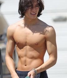 Boys Nude For us 598f3a542307b.jpg