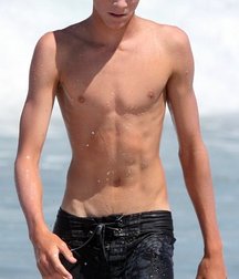 Boys Nude For us 598f3a5b9aa7c.jpg