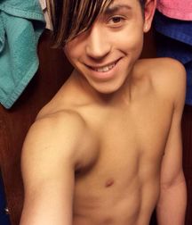 Boys Wow 2 599b46224068b.jpg