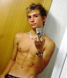 Boys Wow 2 599b462774270.jpg
