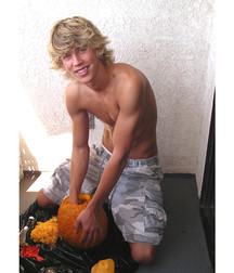 Boys Wow 2 599b463a9623d.jpg