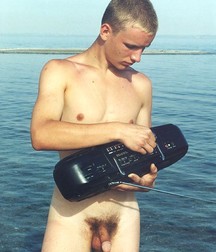 Boys naked + Hard 2 59aef923136f0.jpg