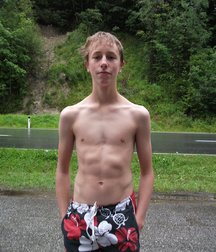 Boys Really Wow 59d3e652cdc4d.jpg