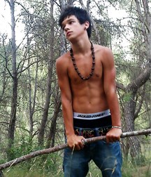 Boys Wow 5 59dce7d87b7e1.jpg