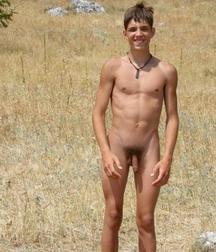 Boys Nude For Us 3 5a0f1e743b86d.jpg