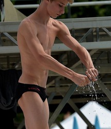Boys in the top 2 5a1c81d85631c.jpg