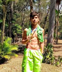 Boys From Now 5a58e728beba7.jpg