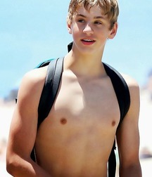 Boys Super Cute 5a5cf487c3f35.jpg