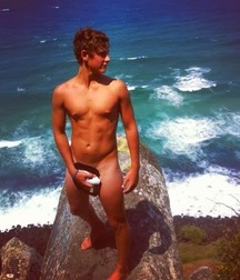 Boys For You  5a79e199dff22.jpg