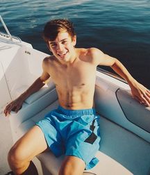 Boys To Look At  5aa2db2f2c2d3.jpg