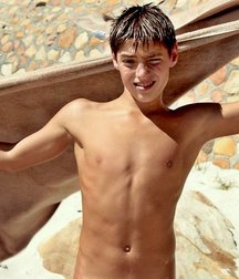 Boys To Look At  5aa2db3b39f8d.jpg