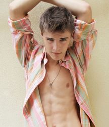 Boys Nice 5aae8af6e3b35.jpg