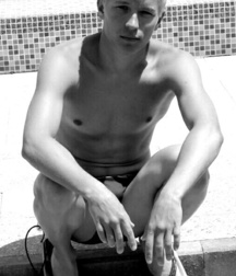 Boys The Best Black & White Pics 5ab006a1af43b.jpg